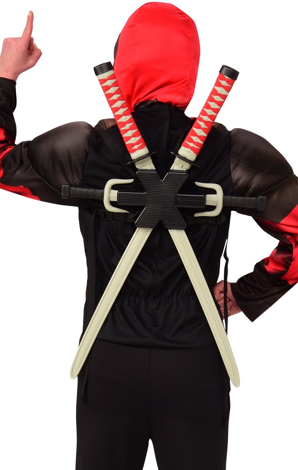 Marvel Deadpool Top And Weapon Kit