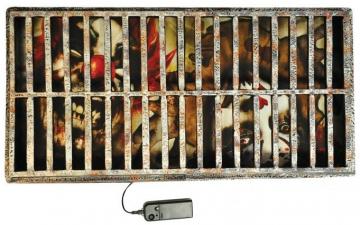 Fade In/ Out Clown Sewer Drain