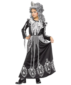 Teen skeleton queen